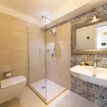 Quattrocuori Boutique & 4*