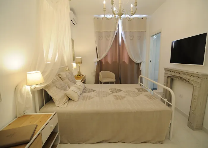 Quattrocuori Boutique & Portopalo Di Capo Passero